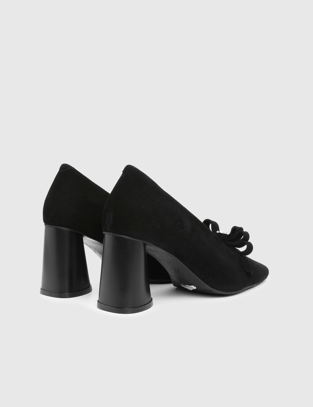 Valued Black Suede Leather Women's Pump