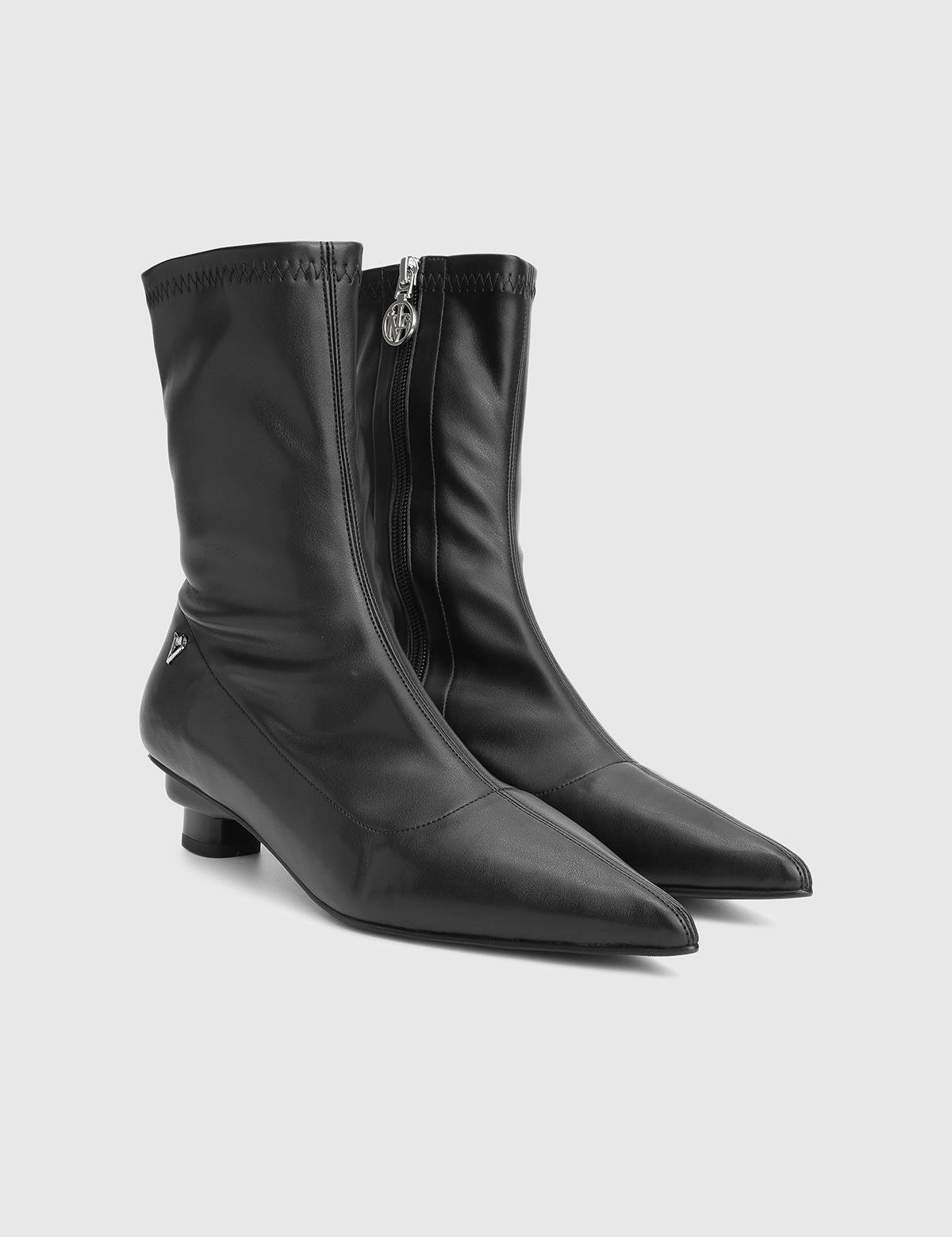 Vasanta Black Leather Women's Heeled Stretch Boot