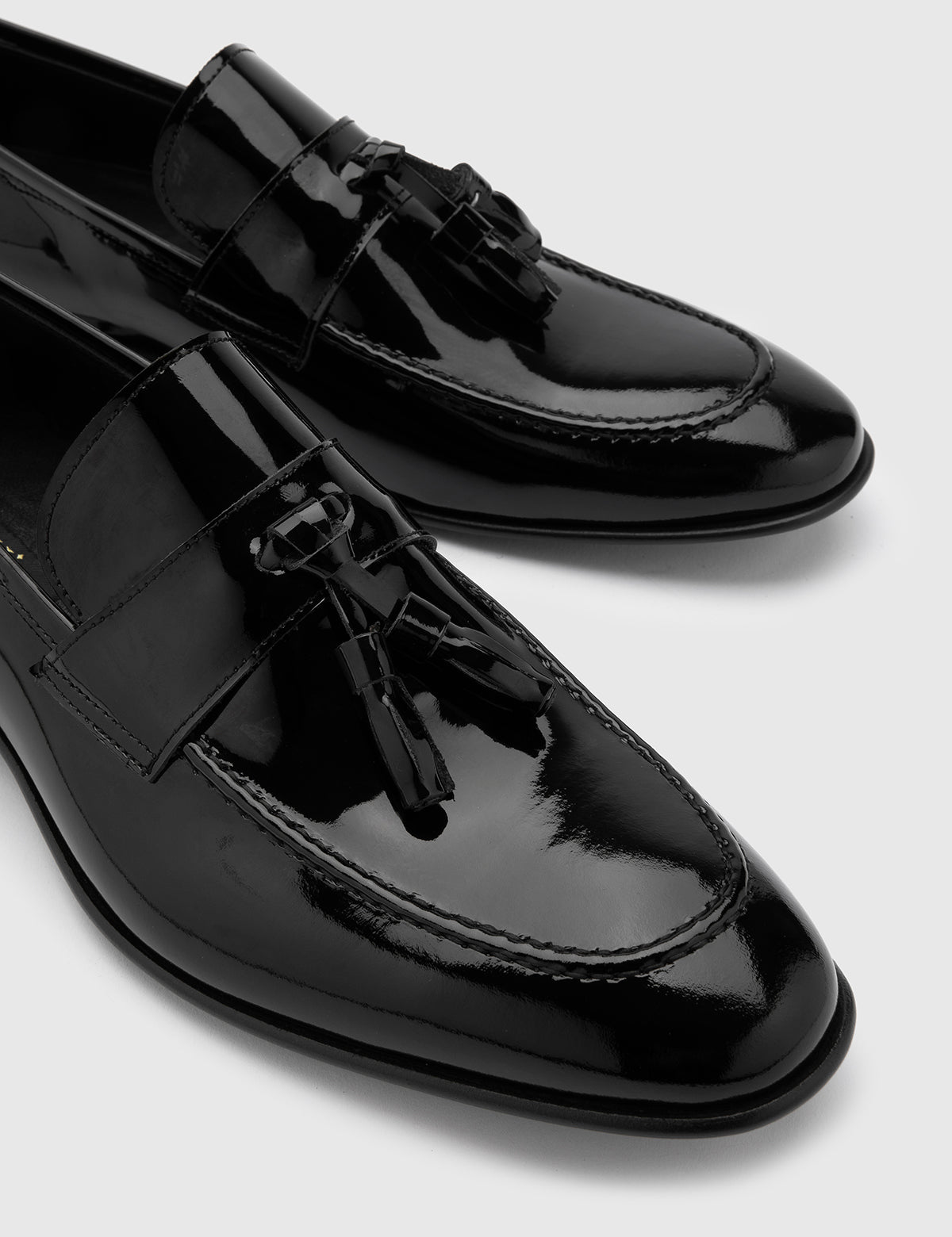 Celosia Black Patent Leather Men's Classic Shoe