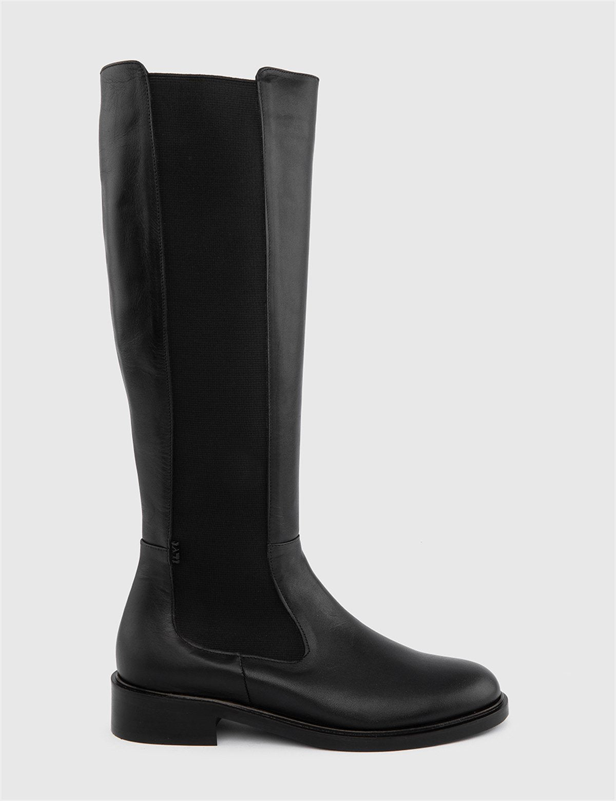 Hoher Damenstiefel Nitra aus schwarzem Leder