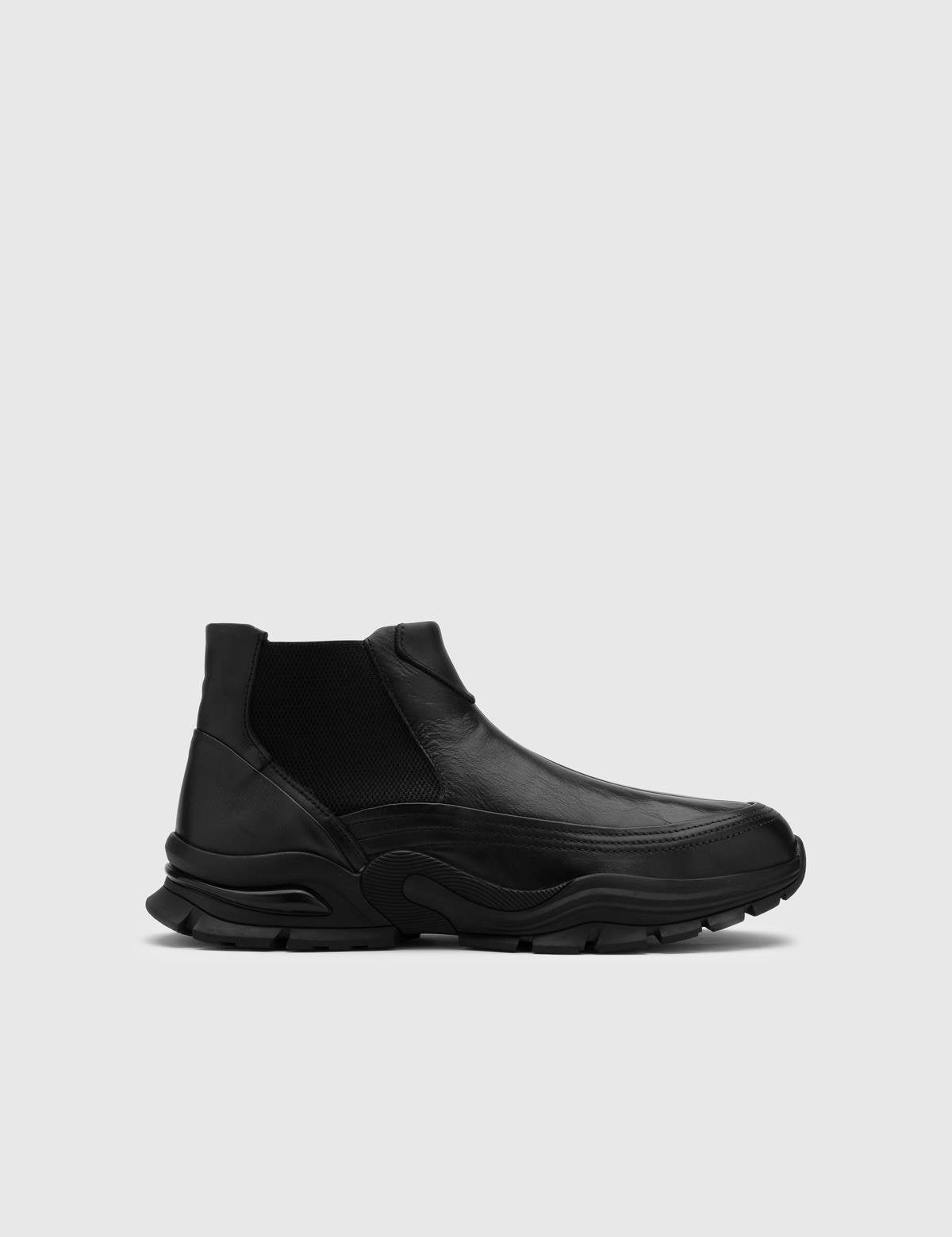 Bened Black Leather Men's Boot