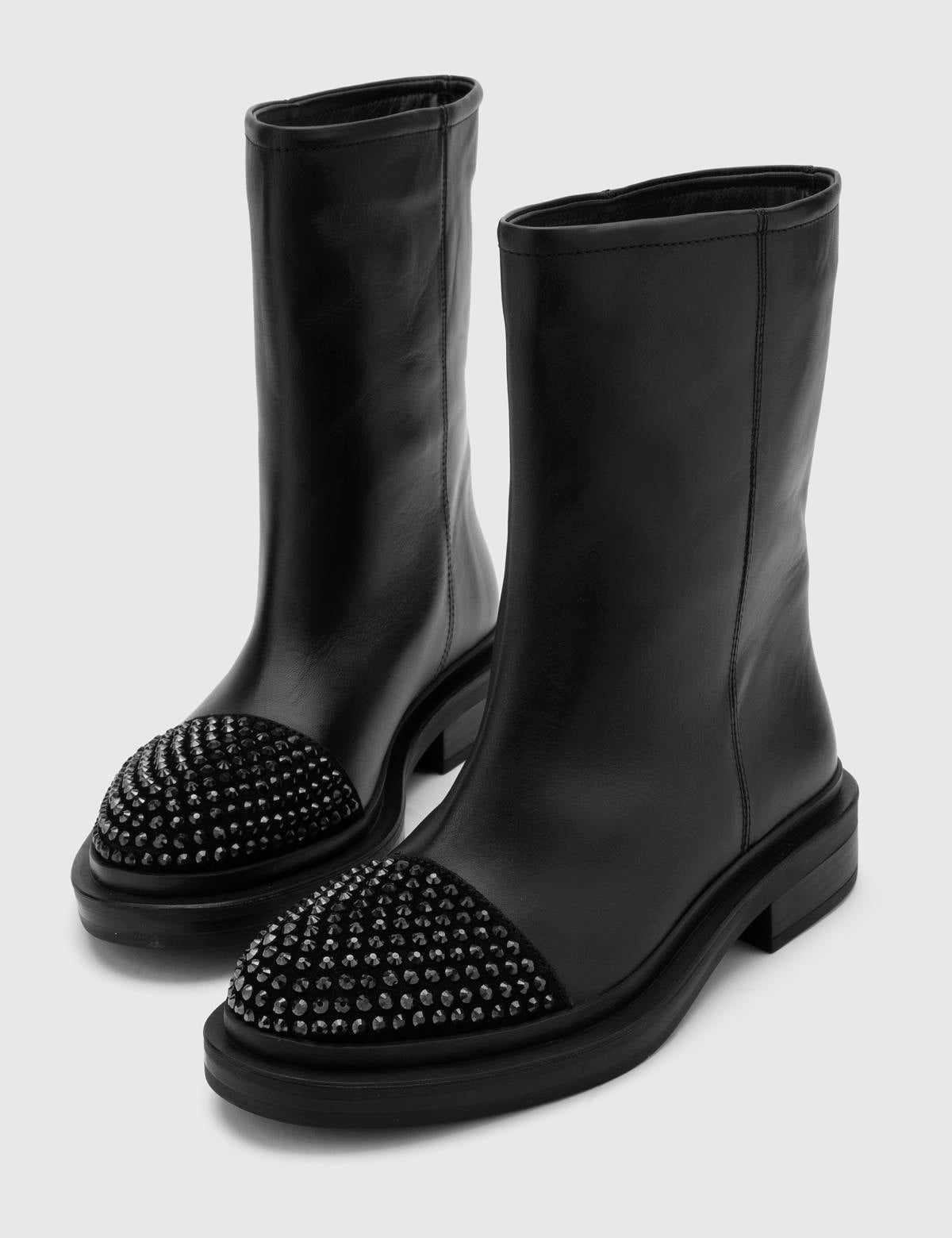 Cansug Damenstiefel aus schwarzem Leder